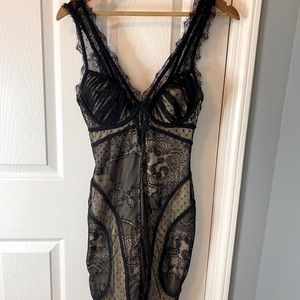 V-neck lace dress